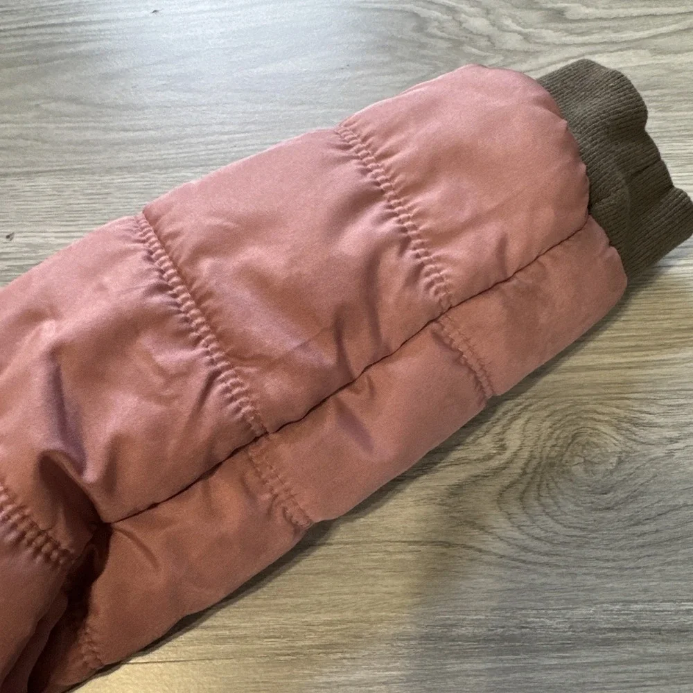 Buckle Me Baby Girls Pink 4T Car Seat Safety Coat